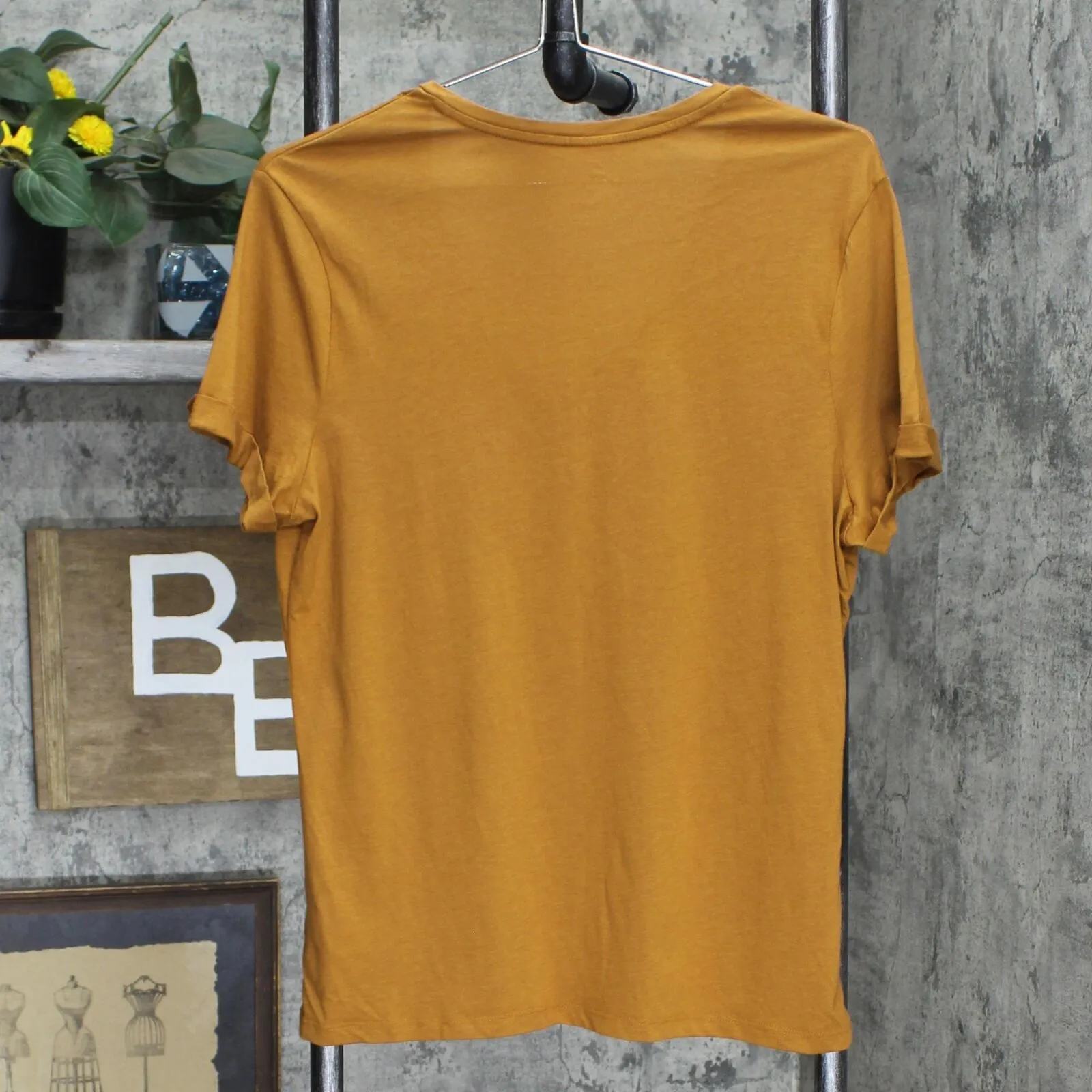 A New Day Women's Short Sleeve V-Neck Casual Cuff T-Shirt 562552