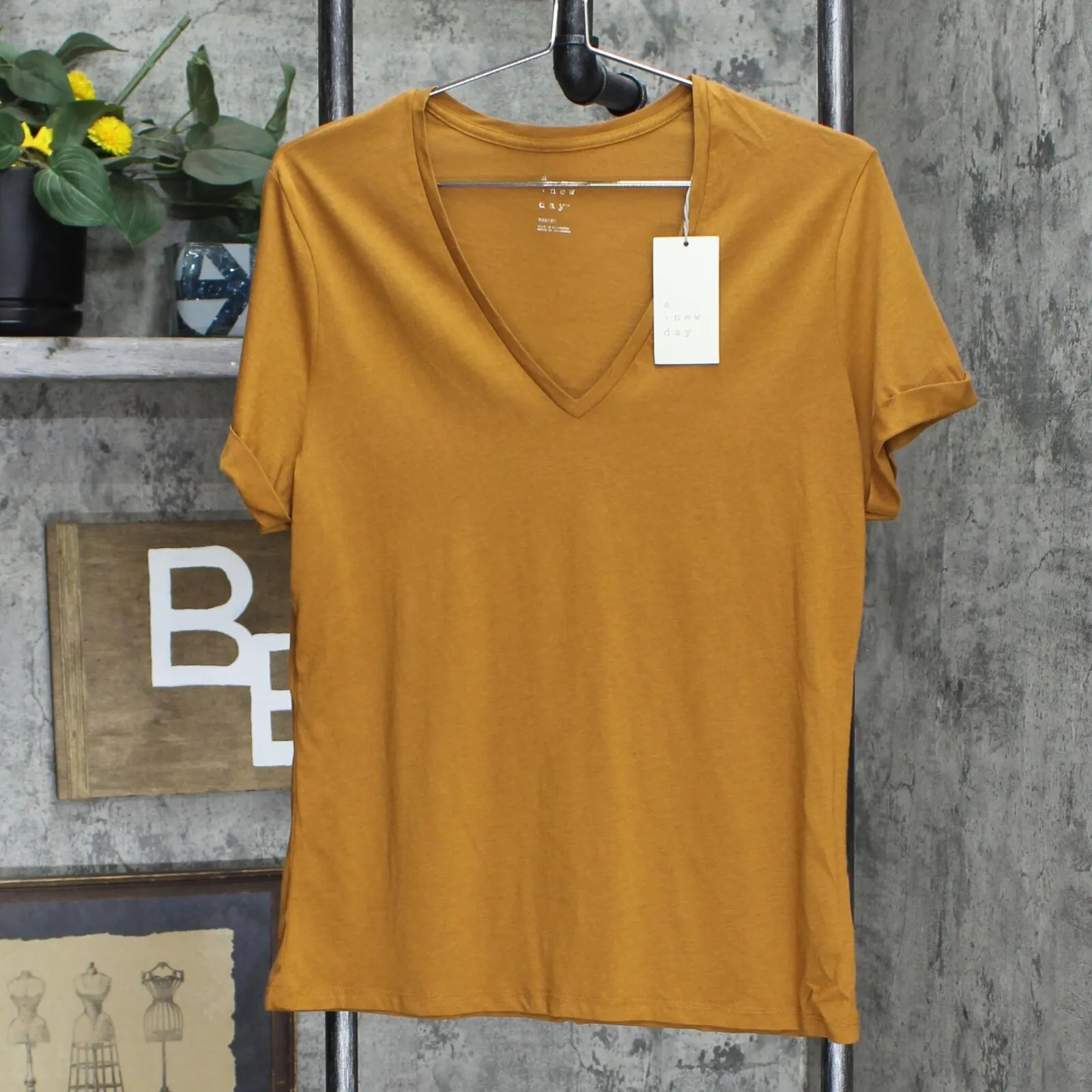A New Day Women's Short Sleeve V-Neck Casual Cuff T-Shirt 562552