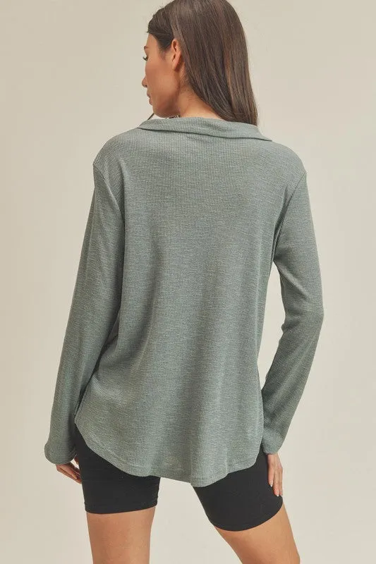 Aemi   Co Nancy Collared Button Down Knit Top