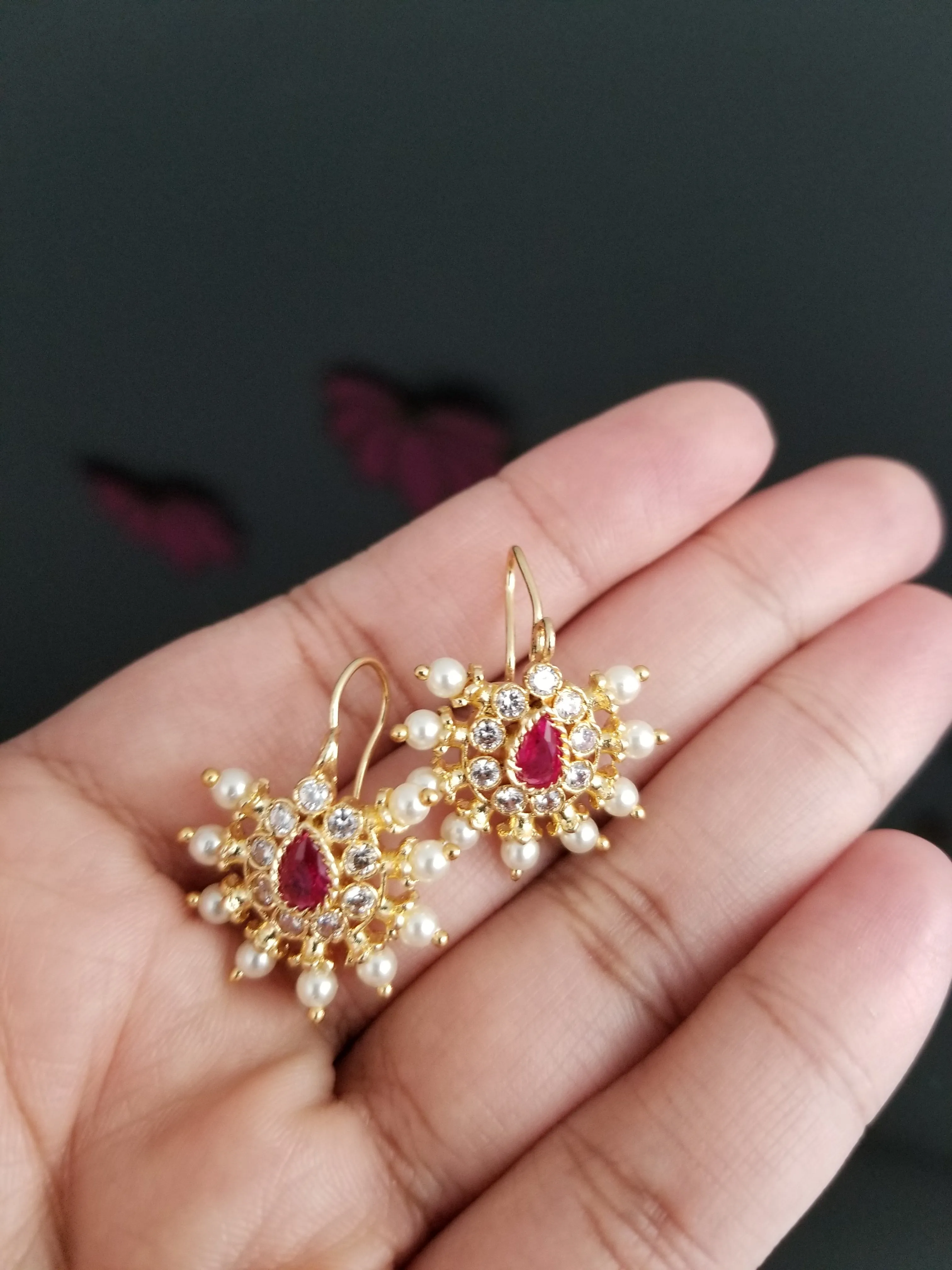 Antique Delicate Earring With Gold Plating 229