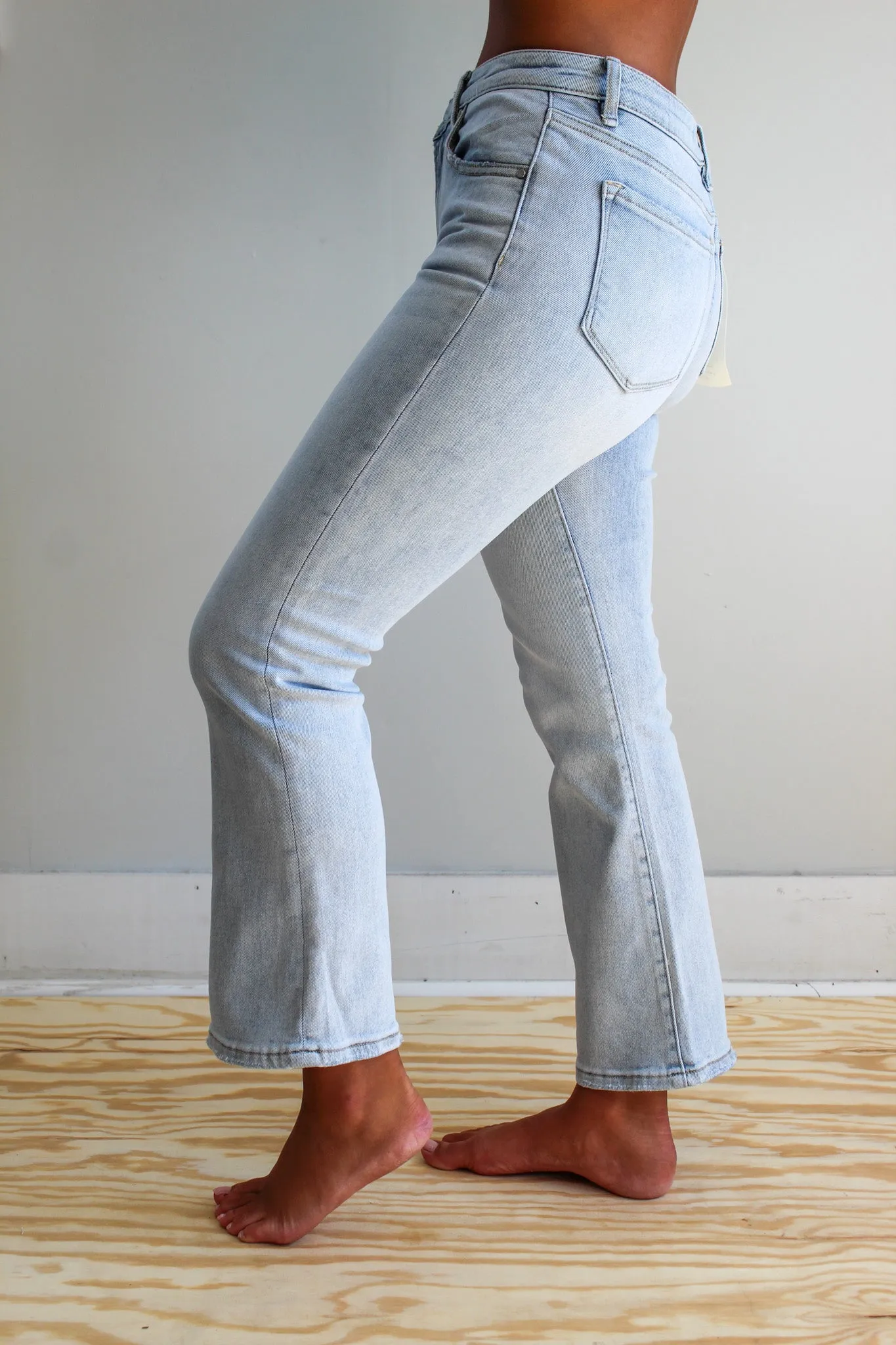 Beau Slim Straight Jean • Light Wash
