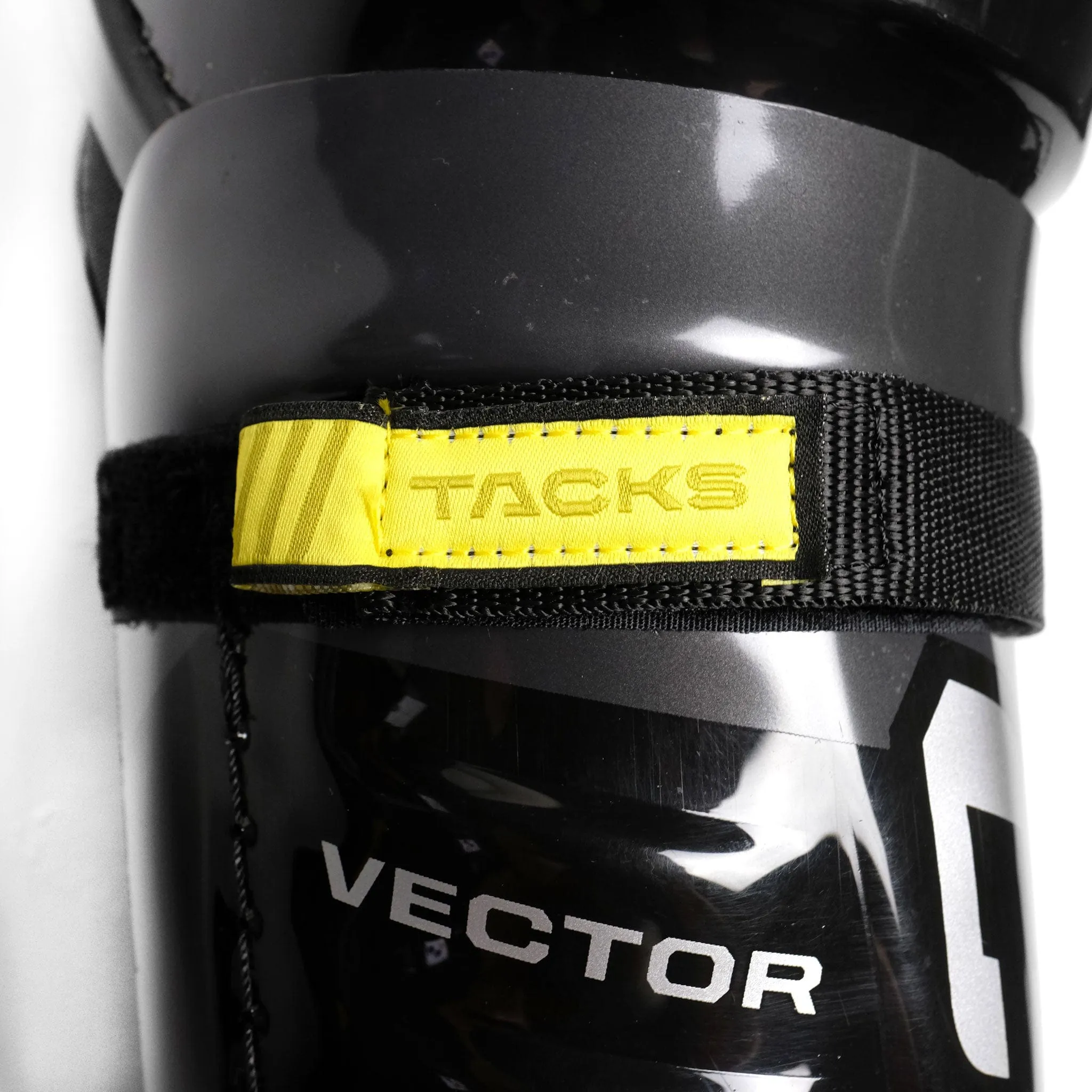 CCM Tacks Vector Senior Hockey Shin Guards