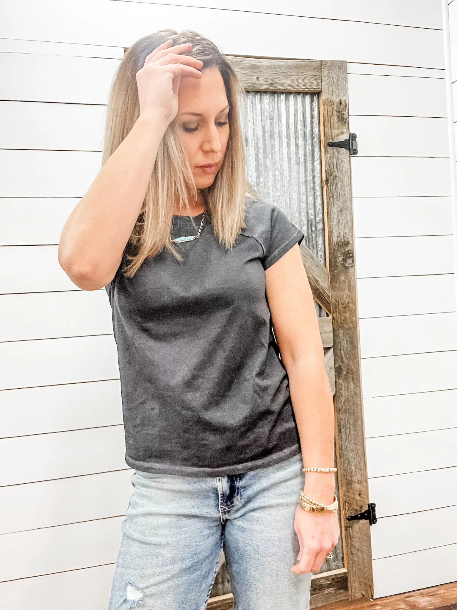 Cynda Tee Black