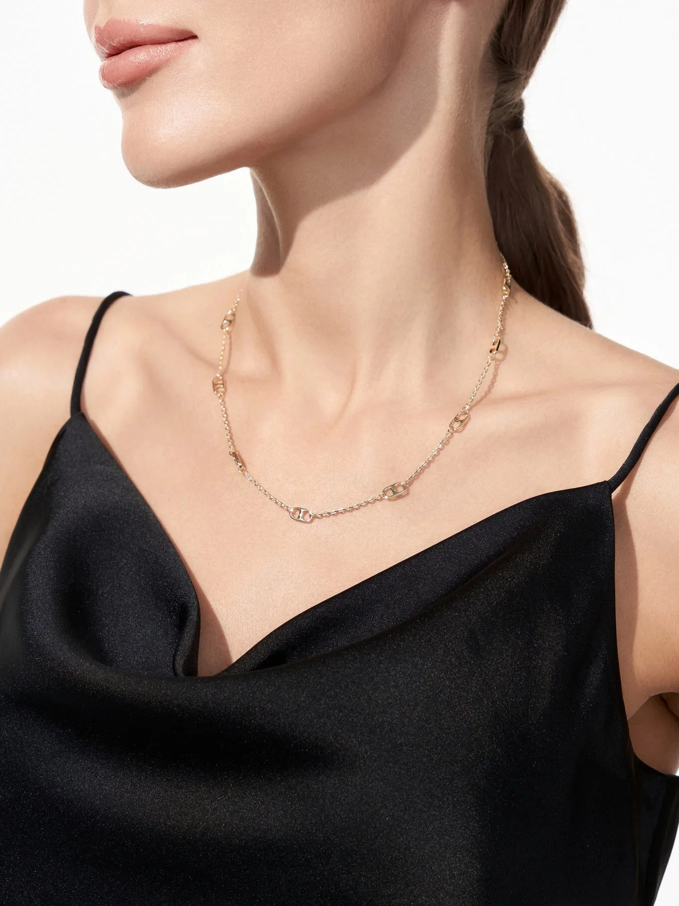 Delicate Od Chain Necklace