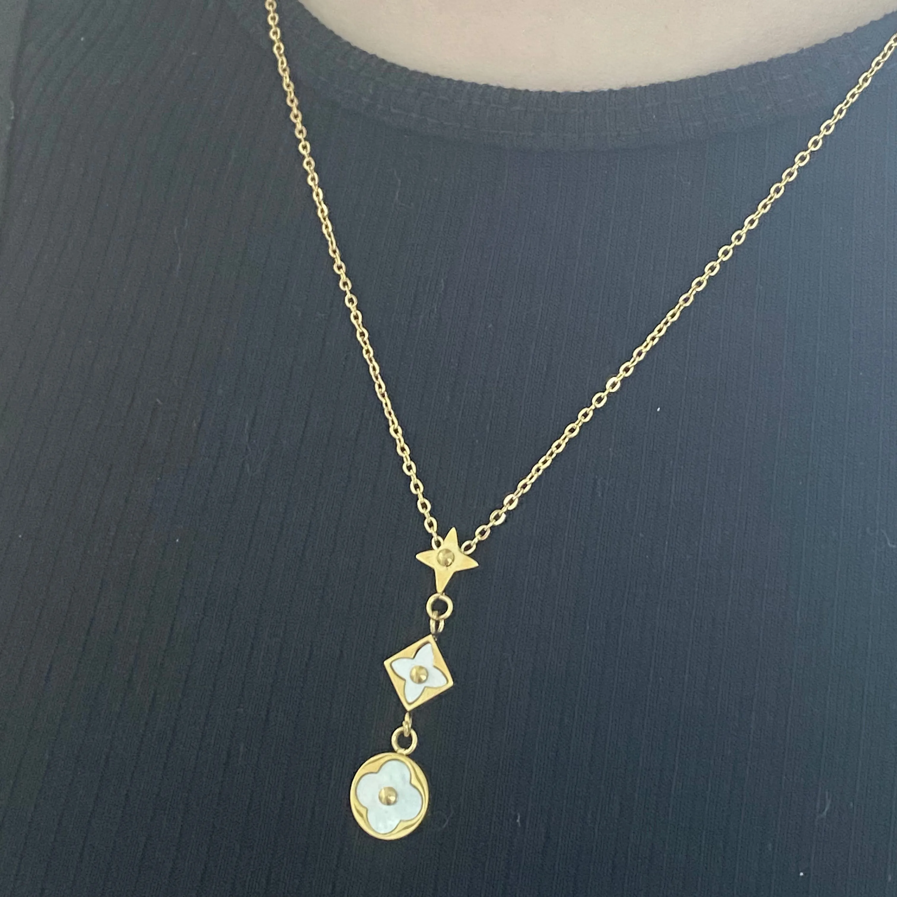 Four Leaf Clover 3 Flower Necklace - Gold and Rose Gold