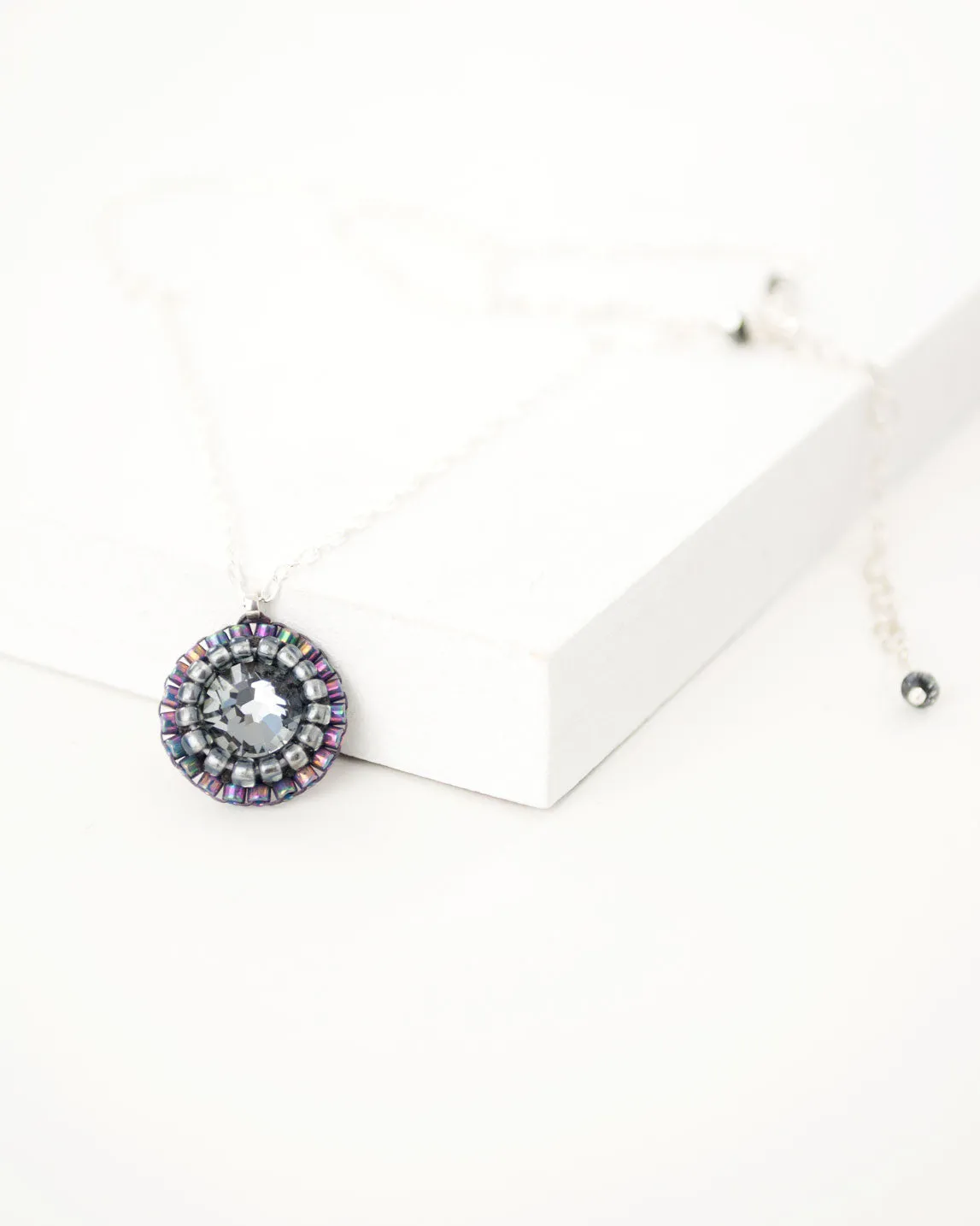 Gray pink beaded delicate swarovski necklace