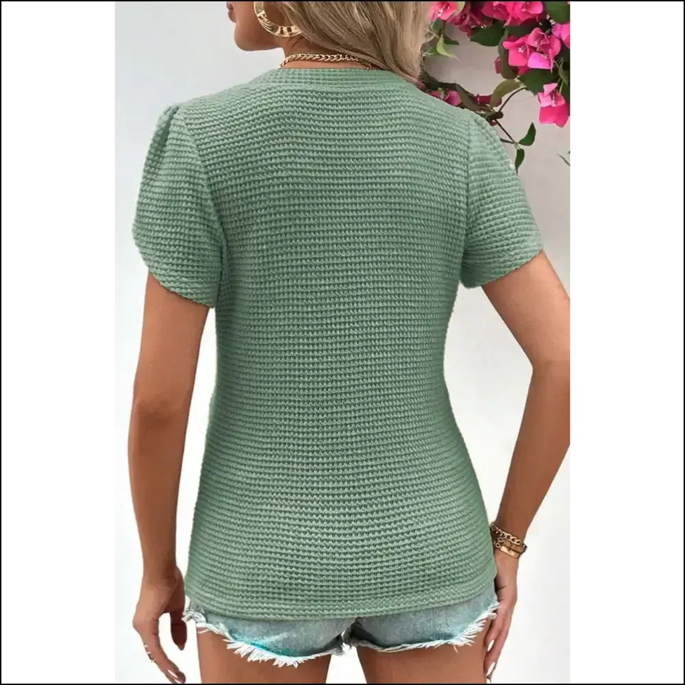Green Tulip Sleeve Wfle Knit: Dressed to Kill (the Vibe, ) at Needful Things 😈