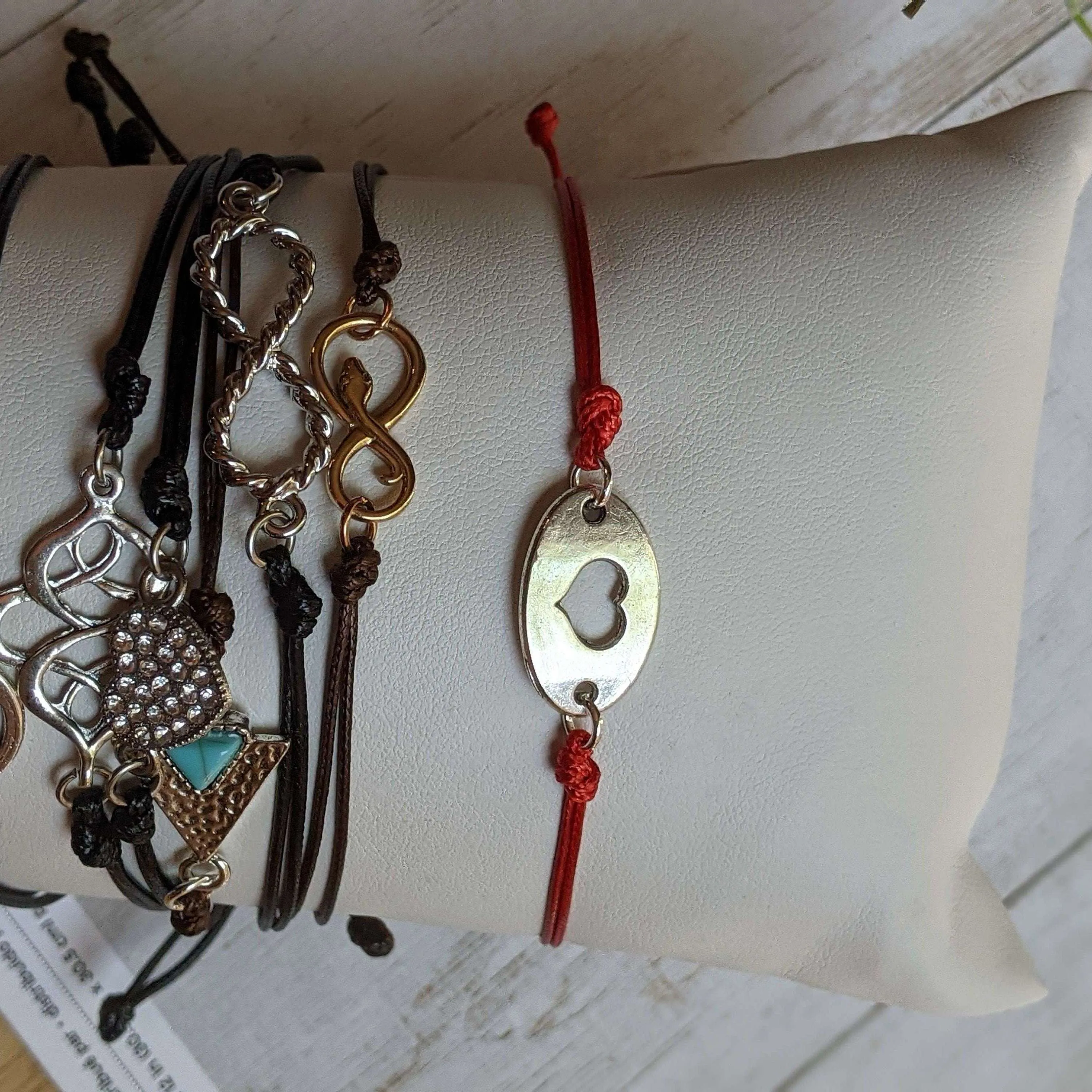Heart Cut-Out Waxed Cord surfer Bracelet
