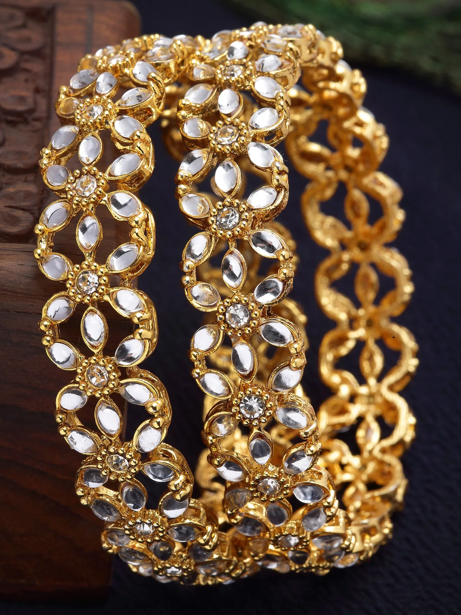 Karatcart Set of 2 Gold Plated Floral Design Bangles Set for Women