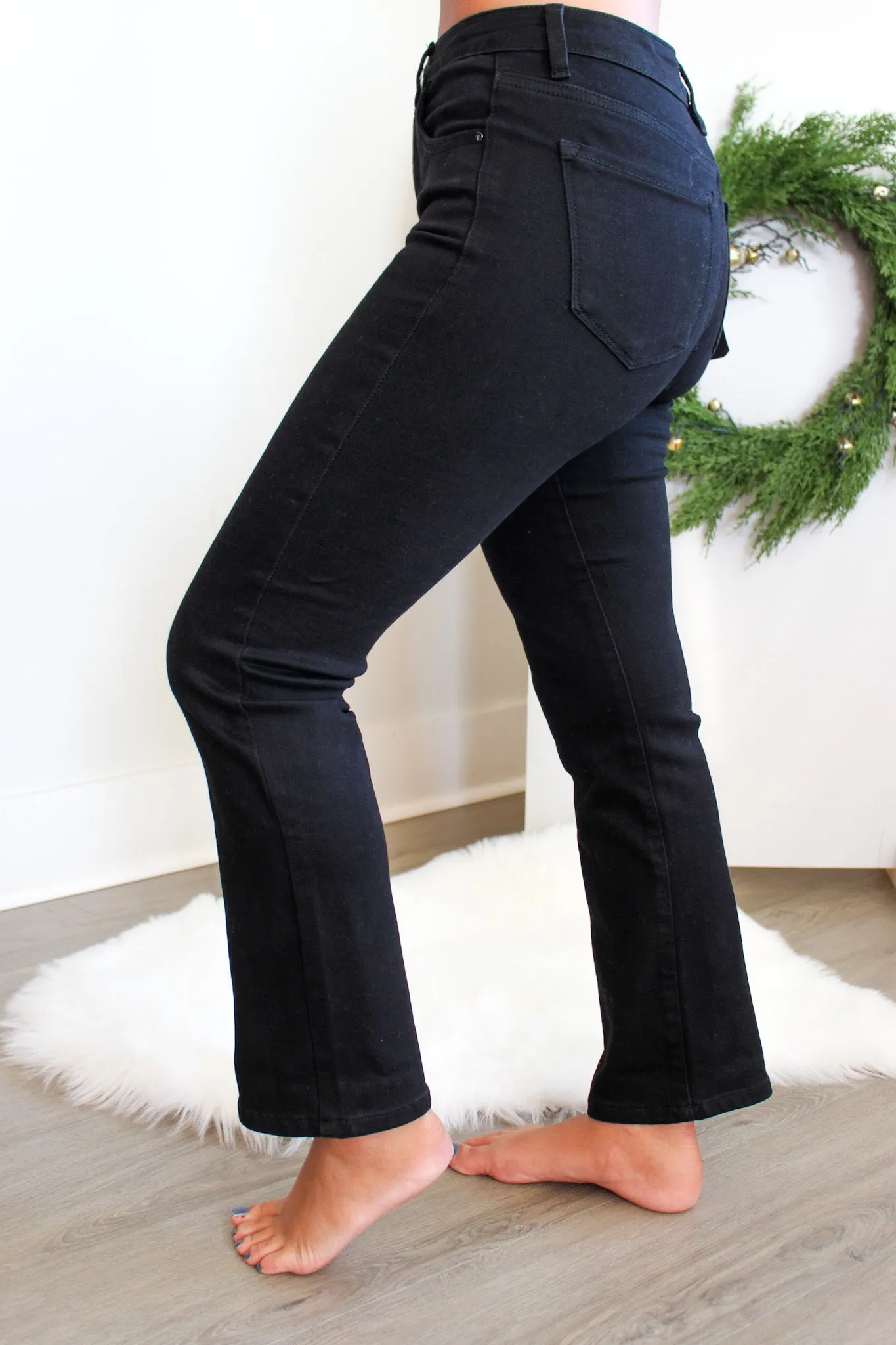 Keri Mid Rise Straight | Tummy Control • Black