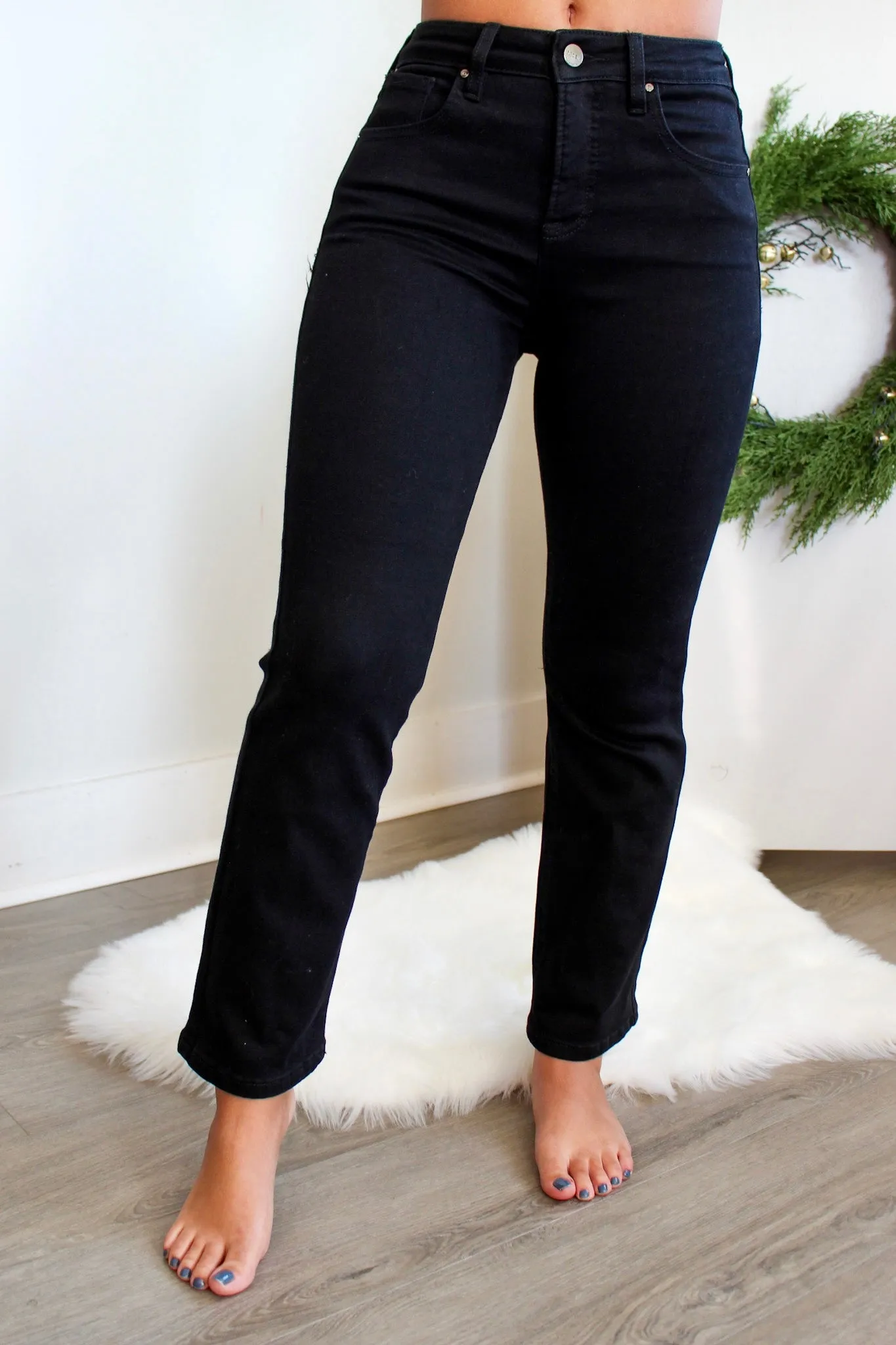 Keri Mid Rise Straight | Tummy Control • Black