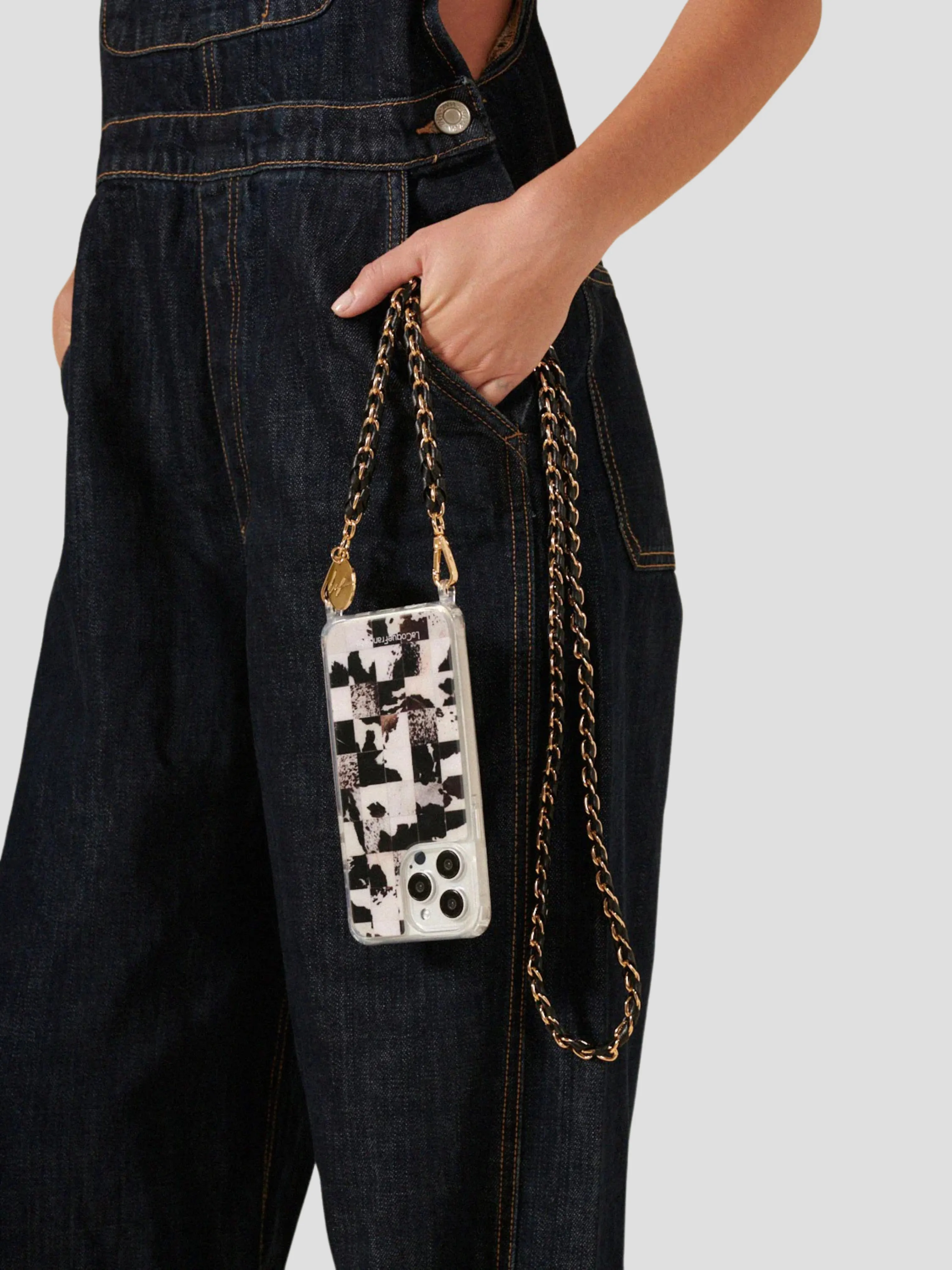 Lou 47" Woven Phone Chain in Black and Gold