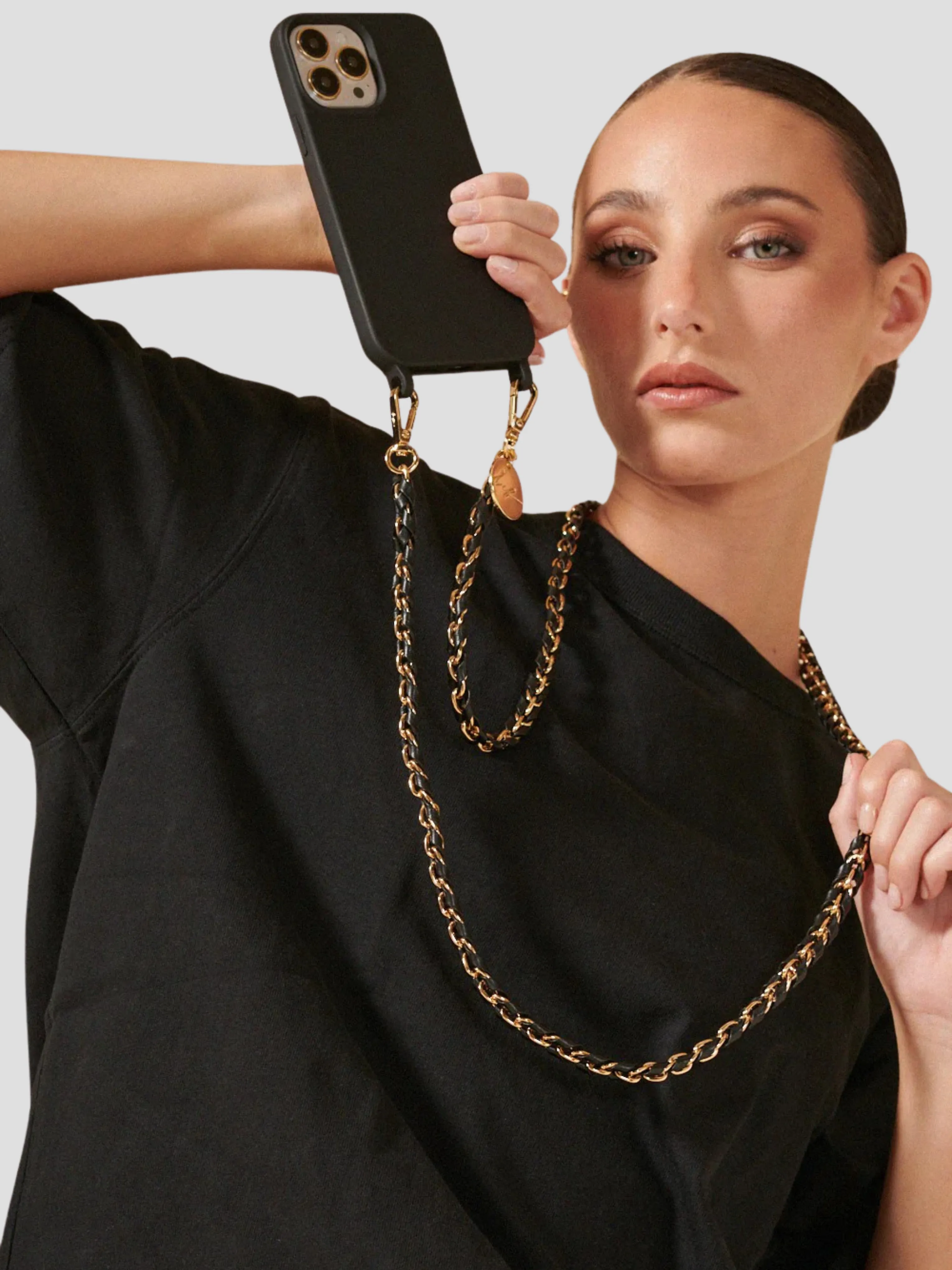 Lou 47" Woven Phone Chain in Black and Gold