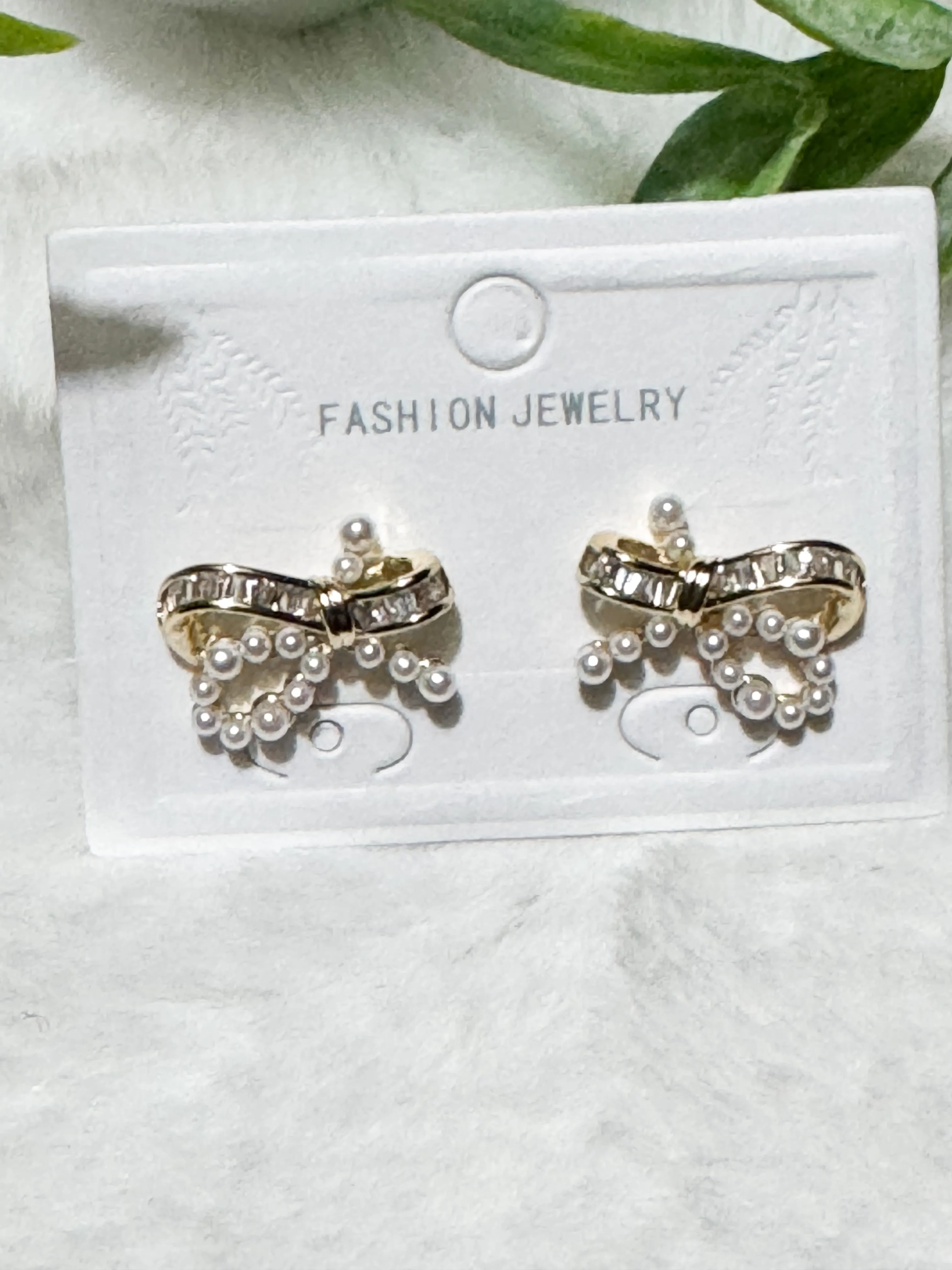 Megan earrings