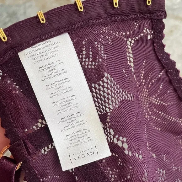 NEW Underprotection Ruby Bralette in Burgundy  size L