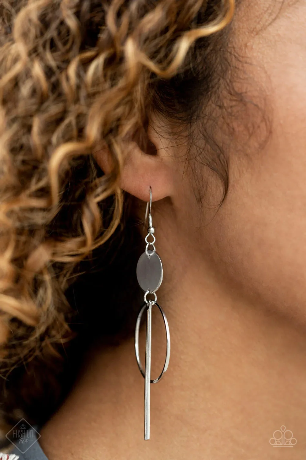 Paparazzi - Harmoniously Balanced - Silver Earrings