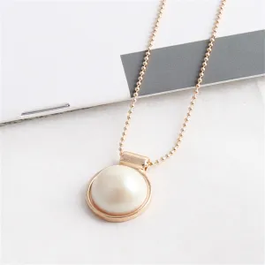 Pearl & 18K Gold-Plated Round Pendant Necklace