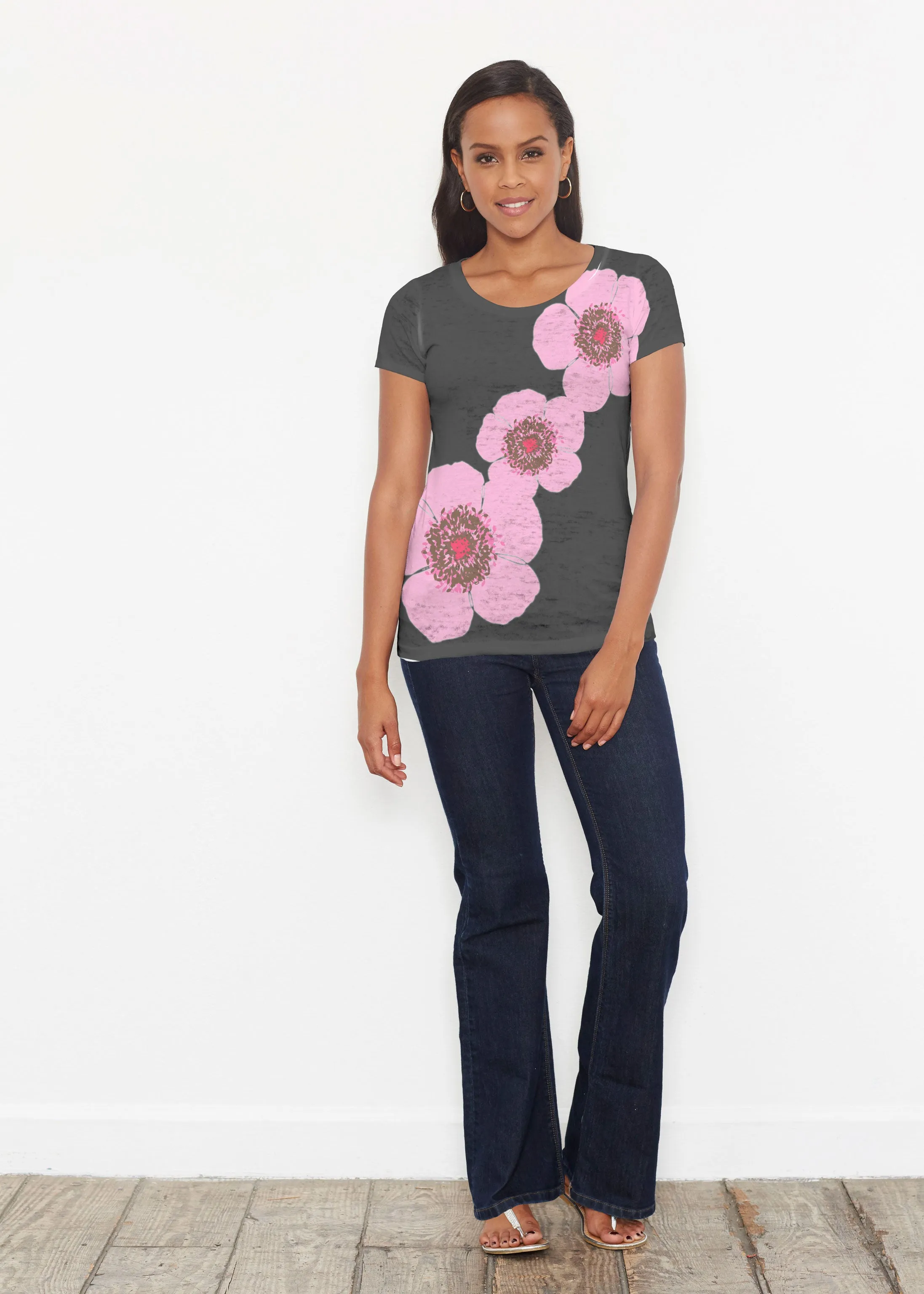 Poppy Black Stripes (7100) ~ Signature Short Sleeve Scoop Shirt
