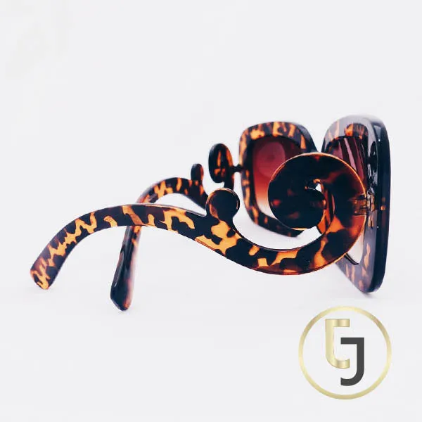 "Retro Chick meets Hollywood"  Brown Curl Sunglasses