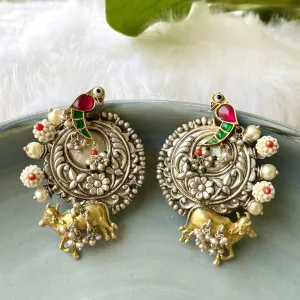 Sheetal Zaveri   I   Anu Studs Hancrafted Earrings, Natural pearls used.  SZ-E33
