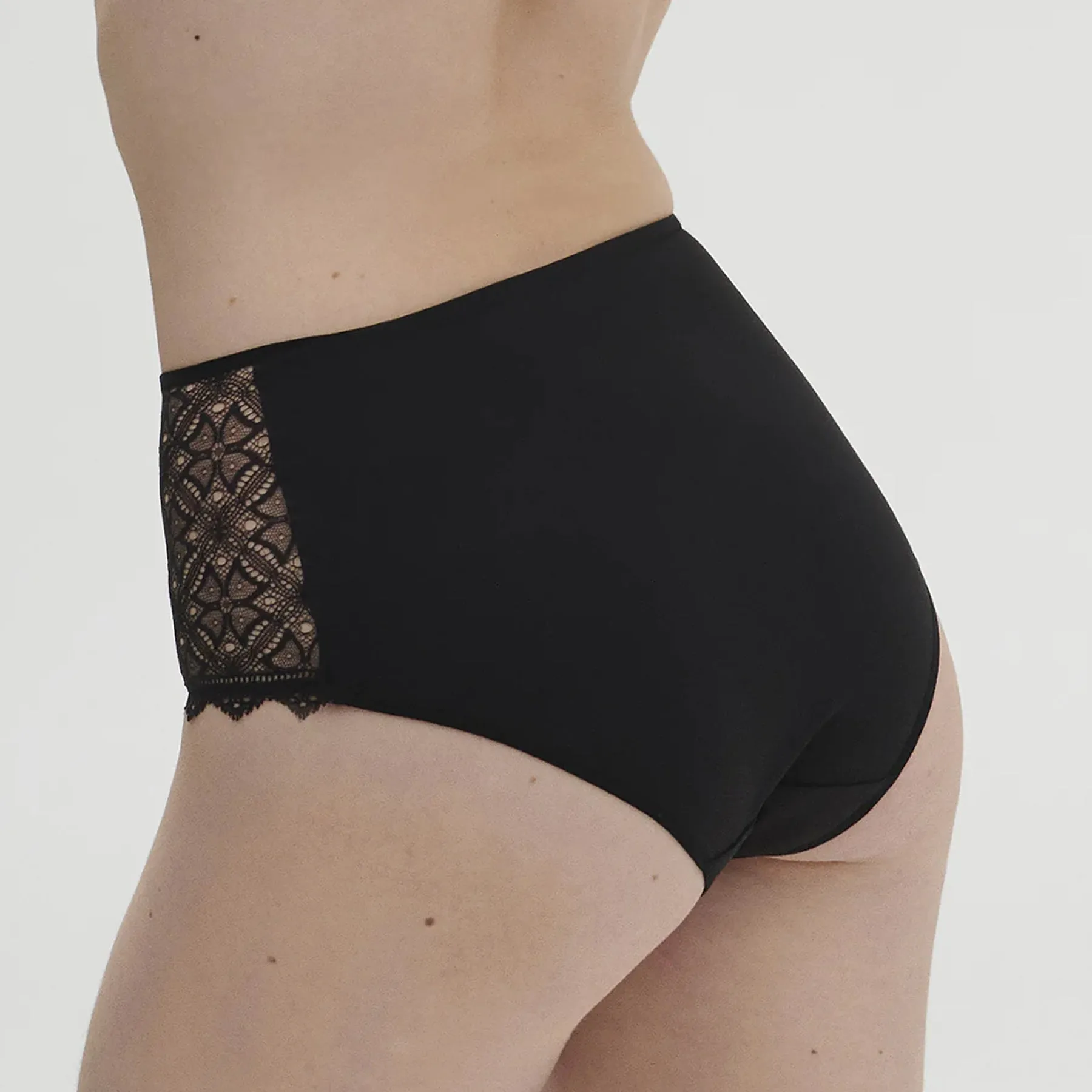 Simone Pérèle Escale Retro Brief