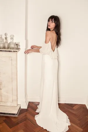 Skye Gown, US 6