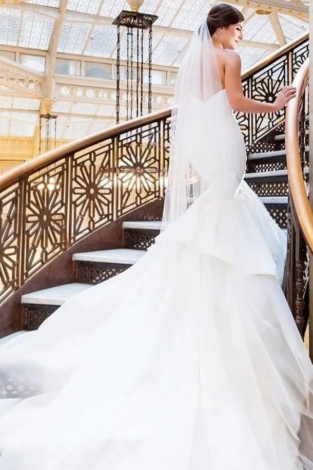 Sleek Satin Mermaid Wedding Dress with Jewelry Belt