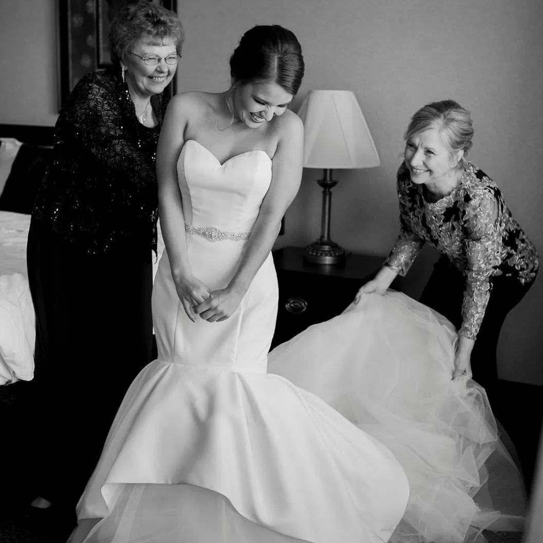 Sleek Satin Mermaid Wedding Dress with Jewelry Belt