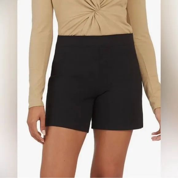 Spanx Polished 6 On the Go Black Short