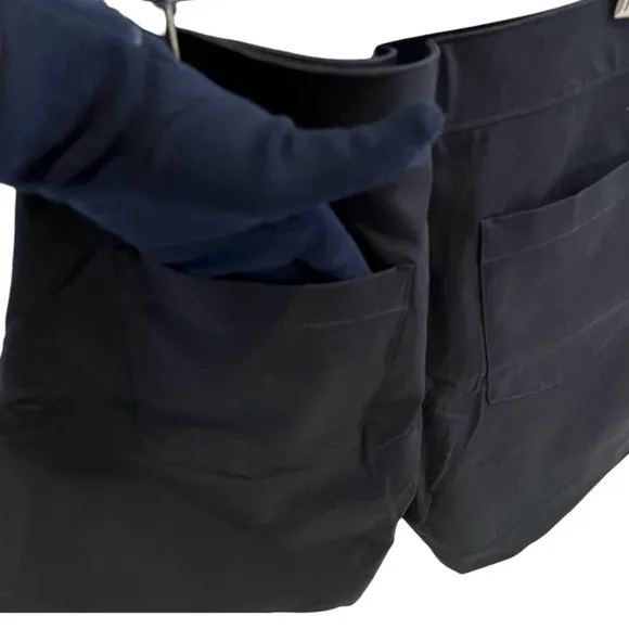 Spanx Polished 6 On the Go Black Short