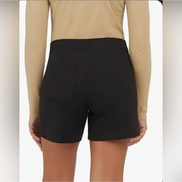 Spanx Polished 6 On the Go Black Short