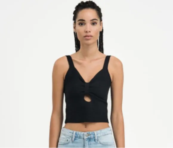Top with Straps and a Front Knot