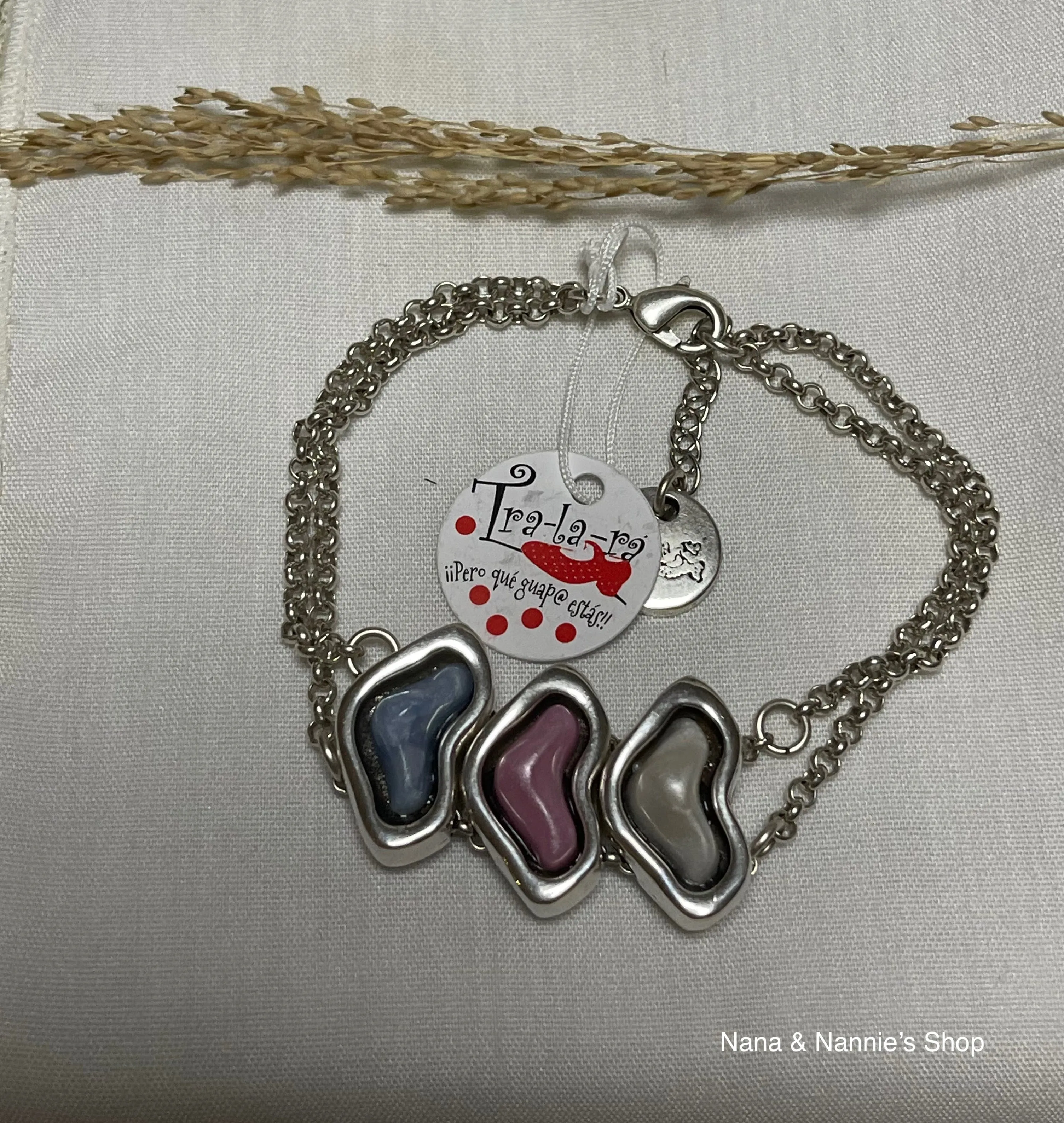 Tra-la-ra bracelet, Beso Collection