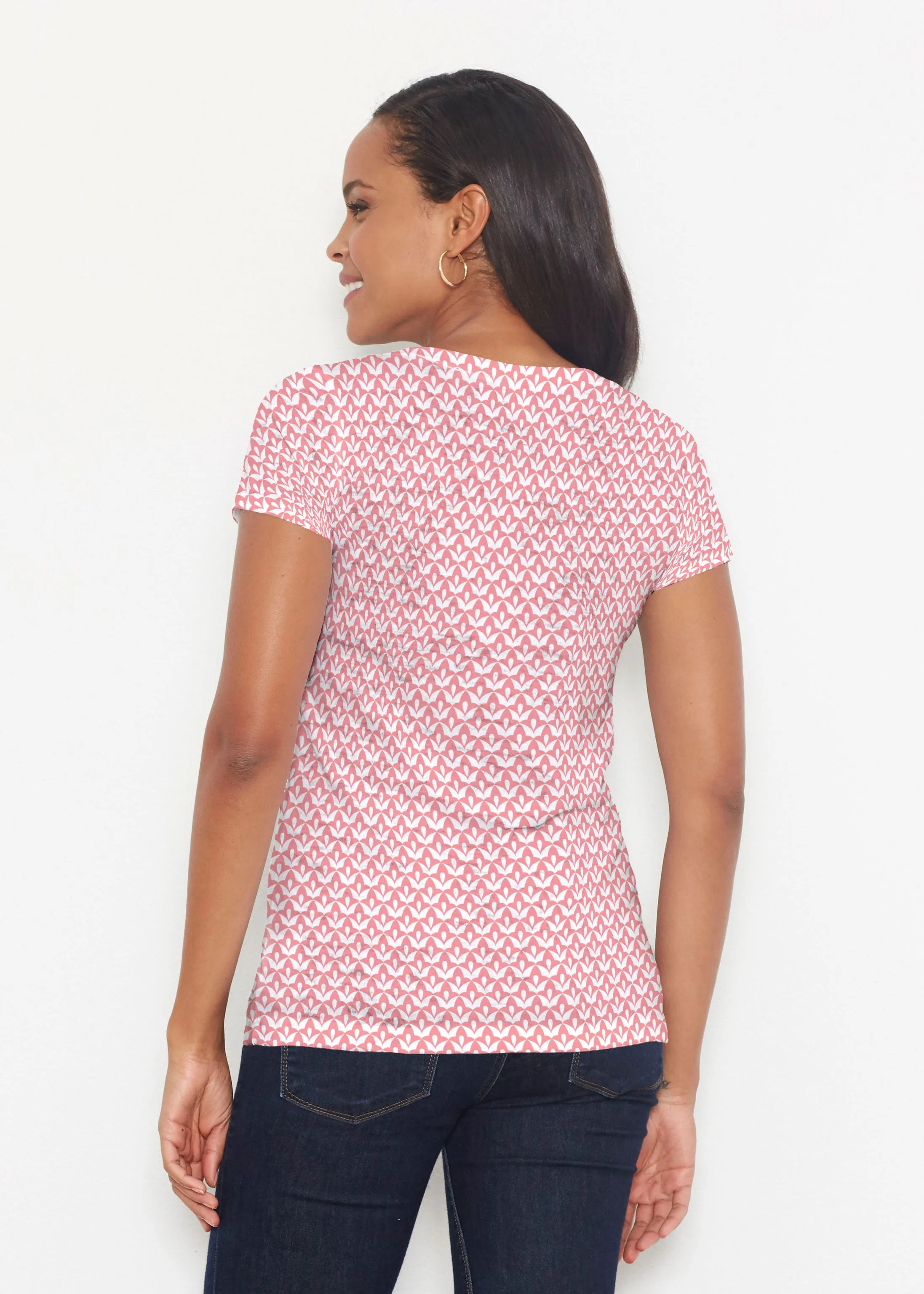 Tulips are Back (7880) ~ Short Sleeve Scoop Shirt