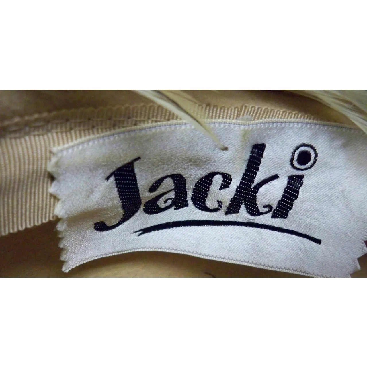 Vintage Ladies  Feather Hat  w/ Spray 1950s Light Brown & Gold Jacki