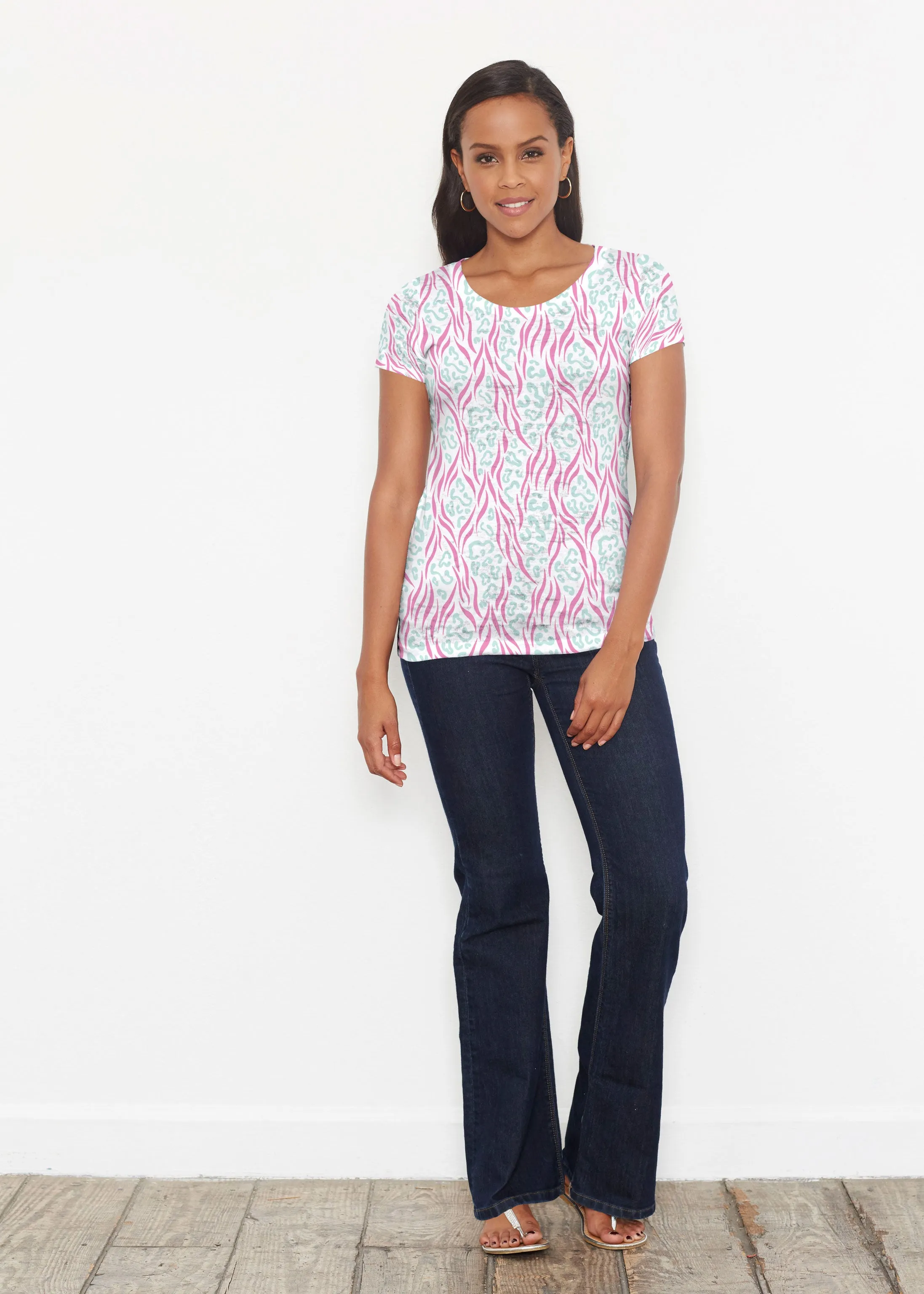 Wild Duo Berry (7937) ~ Short Sleeve Scoop Shirt
