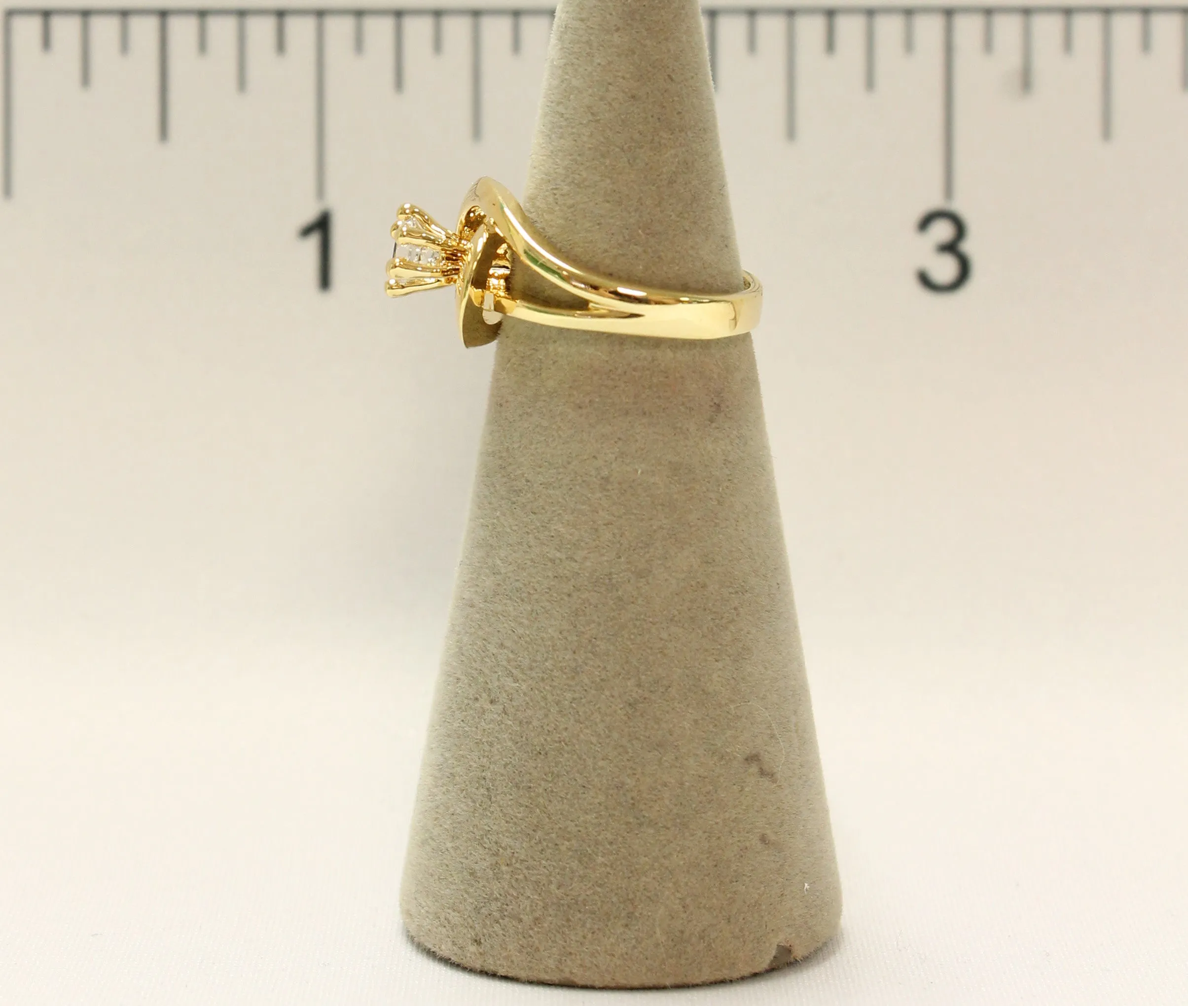 Women's 18 Kt Gold Plated Dress Ring Circle Cut CZ Solitaire 115